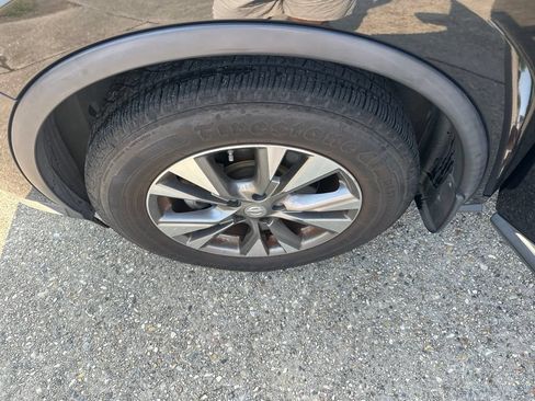 Used 2015 Nissan Murano SL w/ Cargo Package FWD image 18
