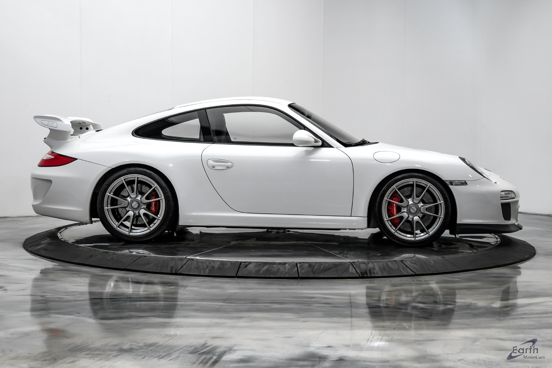 Used 2010 Porsche 911 GT3 RWD image 25