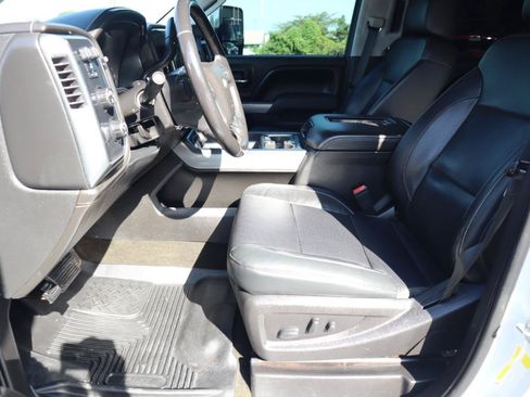 Used 2017 Chevrolet Silverado 2500 LTZ w/ Duramax Plus Package AWD/4WD image 11