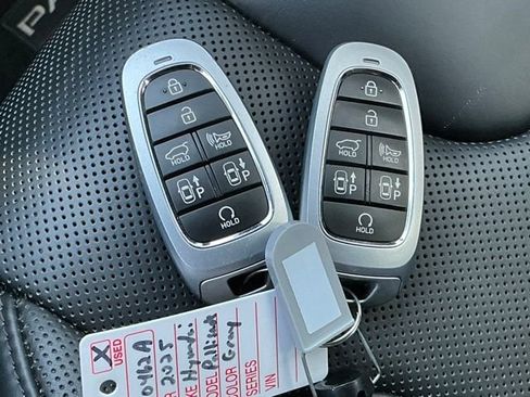 Used 2025 Hyundai Palisade Calligraphy AWD/4WD image 23