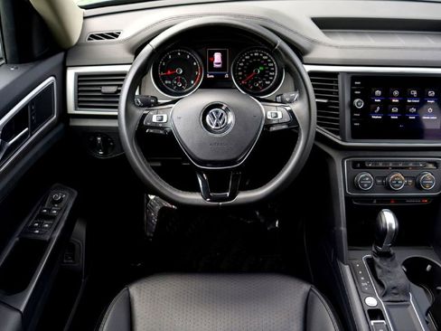 Used 2019 Volkswagen Atlas SE w/ Panoramic Sunroof Package FWD image 25