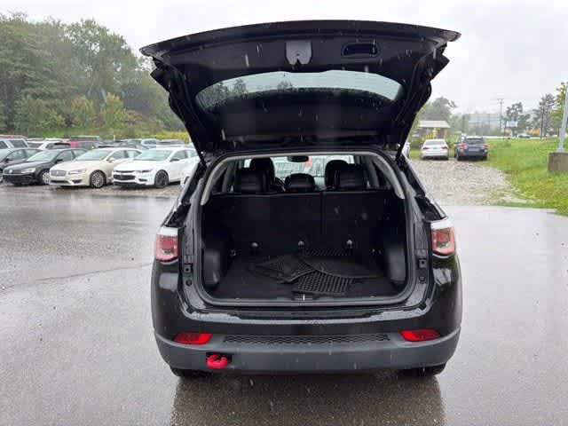 Used 2020 Jeep Compass Trailhawk AWD/4WD image 11