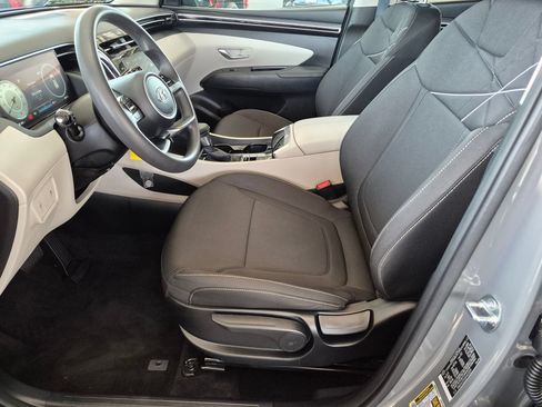 Used 2024 Hyundai Tucson SE FWD image 11