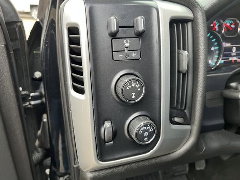 Used 2018 Chevrolet Silverado 2500 LT w/ Midnight Edition AWD/4WD image 20