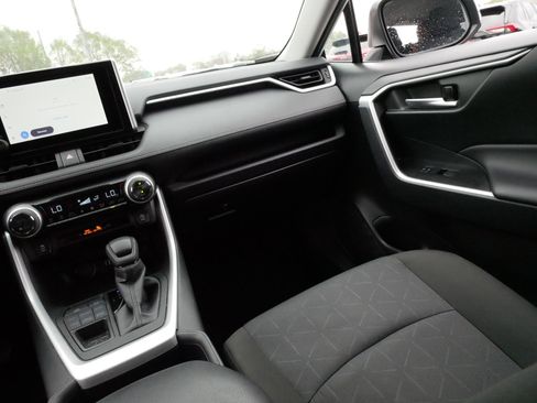 Certified 2025 Toyota RAV4 XLE AWD/4WD image 11