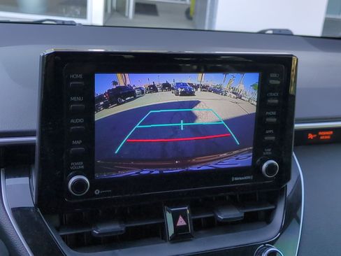 Used 2022 Toyota Corolla LE image 19