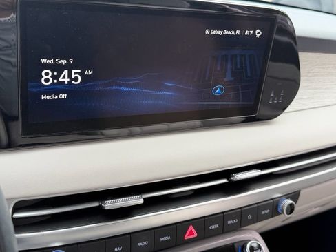 Used 2024 Hyundai Palisade Calligraphy FWD image 12