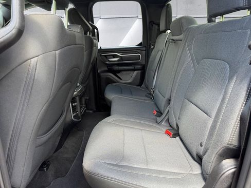 Used 2019 RAM 1500 Big Horn AWD/4WD image 14