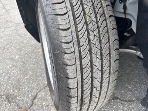 Used 2025 Ford Maverick XLT w/ Equipment Group 302A image 29