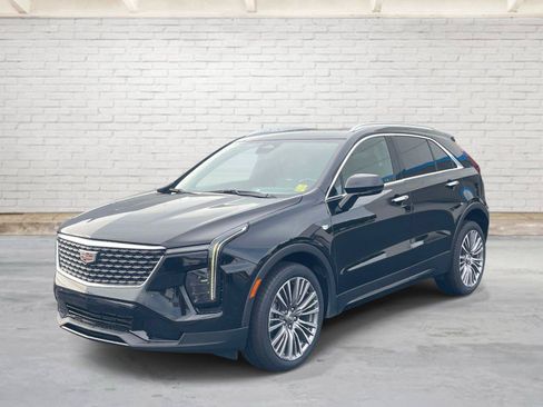 Certified 2024 Cadillac XT4 Premium Luxury FWD image 12
