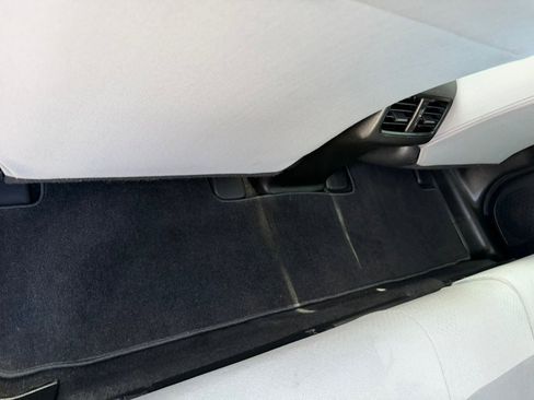 Used 2015 Honda CR-V LX image 12