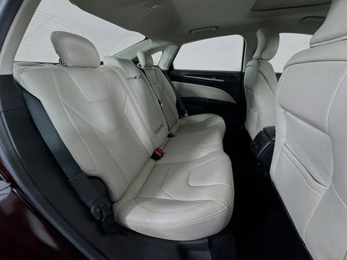 Used 2017 Ford Fusion Titanium FWD image 28