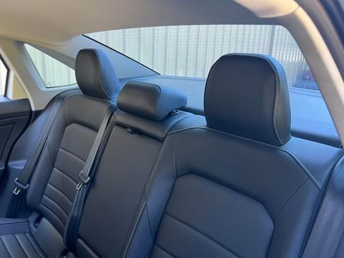 Used 2021 Volkswagen Jetta SE image 19