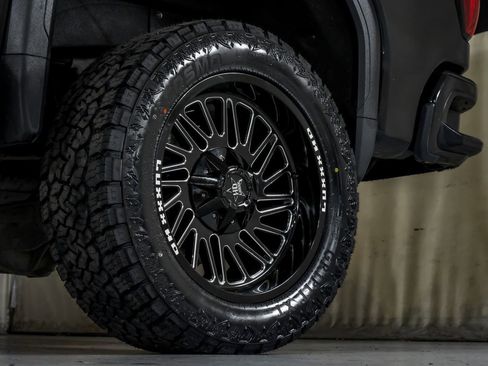 Used 2020 GMC Sierra 3500 AT4 w/ AT4 Premium Package image 58