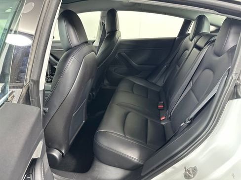 Used 2018 Tesla Model 3 Long Range image 24