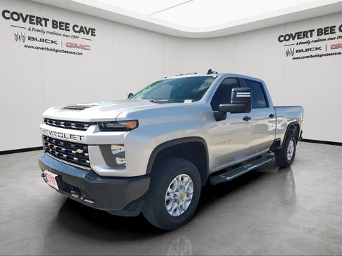 Used 2023 Chevrolet Silverado 2500 Custom w/ Custom Value Package image 3