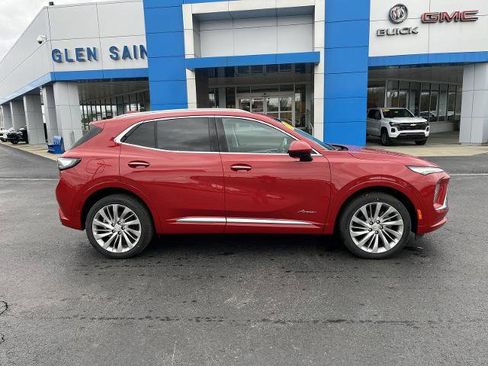New 2025 Buick Envision Avenir image 9