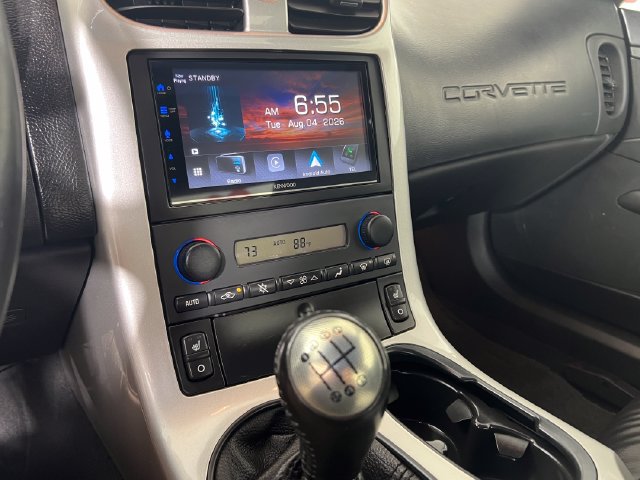 Used 2005 Chevrolet Corvette Coupe w/ Preferred Equipment Group RWD image 18