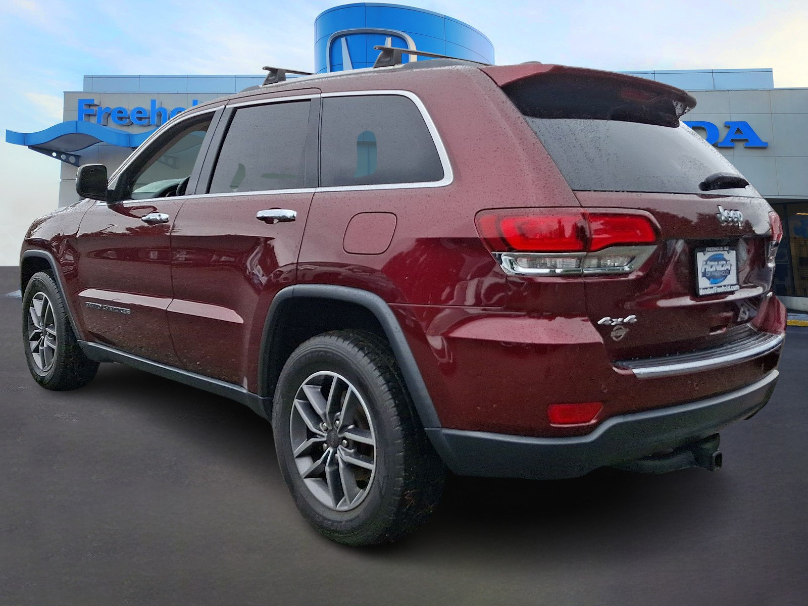 Used 2020 Jeep Grand Cherokee Limited AWD/4WD image 4
