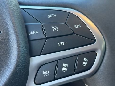 New 2026 Chrysler Voyager LX image 22