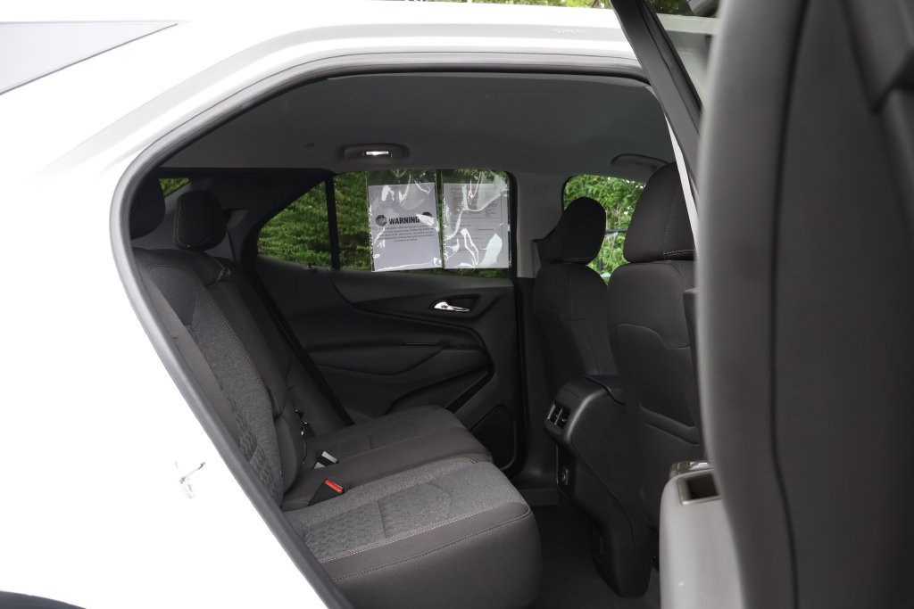Certified 2023 Chevrolet Equinox LT FWD image 48