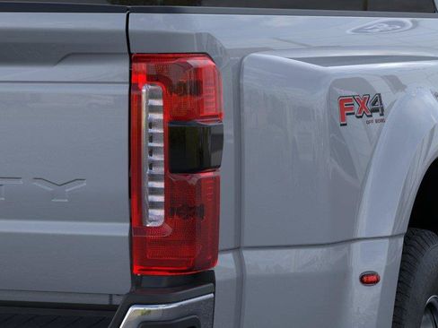 New 2026 Ford F350 Lariat w/ Chrome Package AWD/4WD image 21