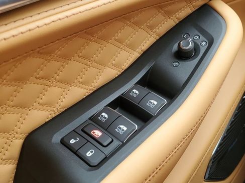 New 2025 Jeep Grand Cherokee Summit image 16