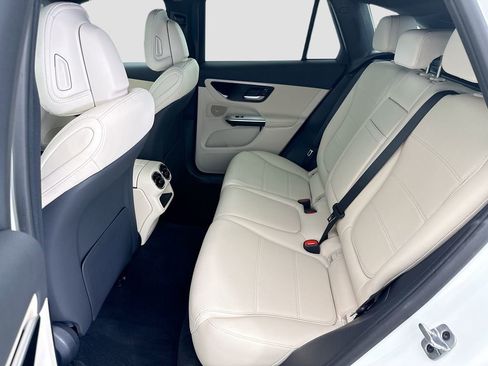 Certified 2026 Mercedes-Benz GLC 300 4MATIC image 19