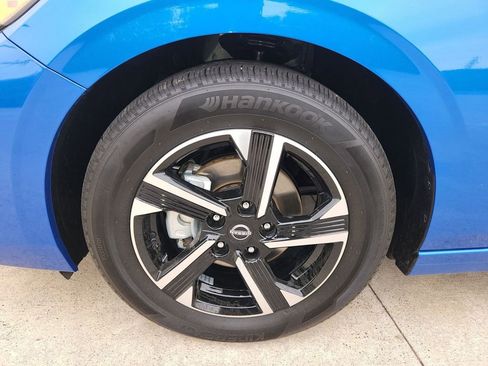 Used 2025 Nissan Sentra SV image 29