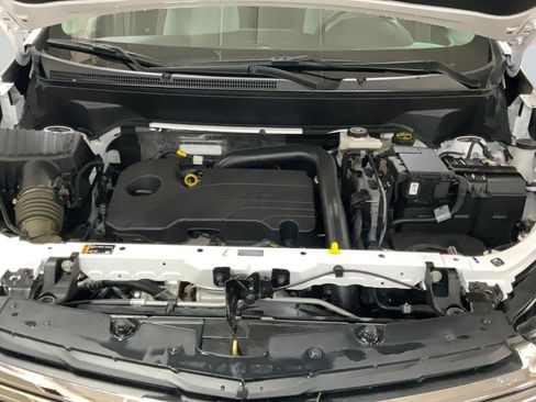 Used 2024 Chevrolet Equinox LS w/ LS Convenience Package FWD image 23