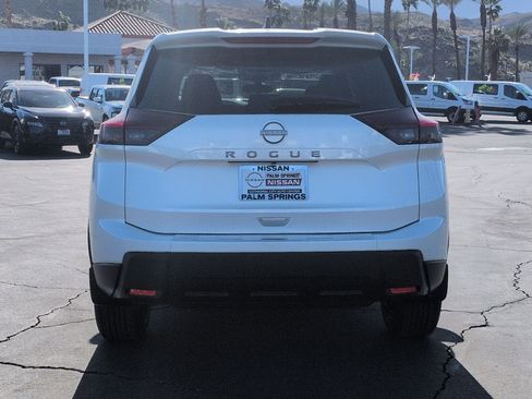 New 2026 Nissan Rogue SV image 4