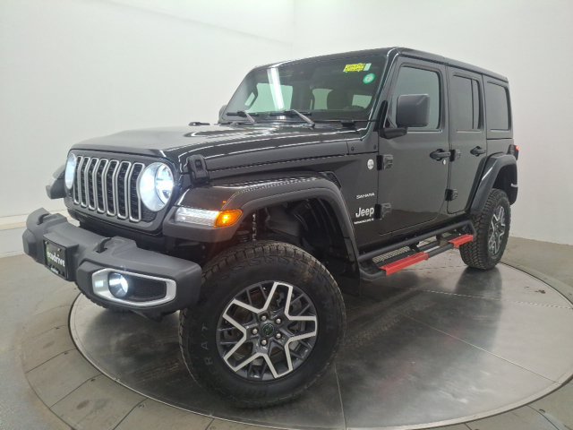 Used 2024 Jeep Wrangler Unlimited Sahara w/ Dual Top Group AWD/4WD image 1