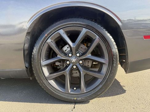 Used 2020 Dodge Challenger R/T w/ Blacktop Package image 11