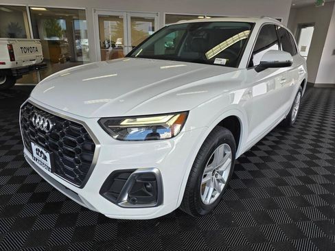 Used 2022 Audi Q5 2.0T Premium w/ Convenience Package AWD/4WD image 7