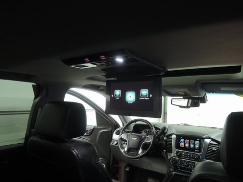 Used 2018 Chevrolet Tahoe LT image 40