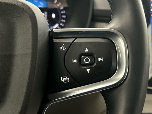 Certified 2023 Volvo XC40 B5 Plus w/ Driver Assist Package image 14