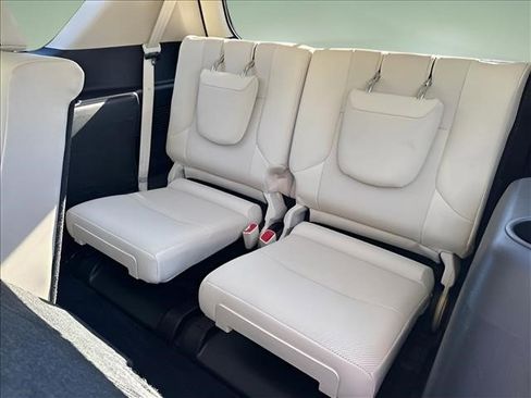 Used 2020 Lexus GX 460 Premium w/ Premium Package AWD/4WD image 17