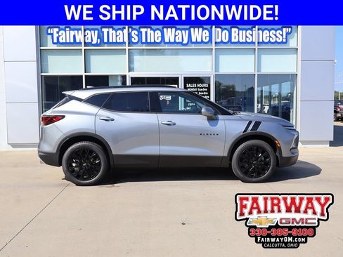 New 2026 Chevrolet Blazer LT w/ LPO, Black Sport Package AWD/4WD image 1