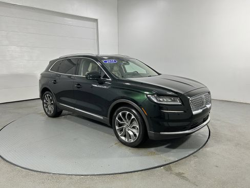 Used 2021 Lincoln Nautilus Reserve image 2