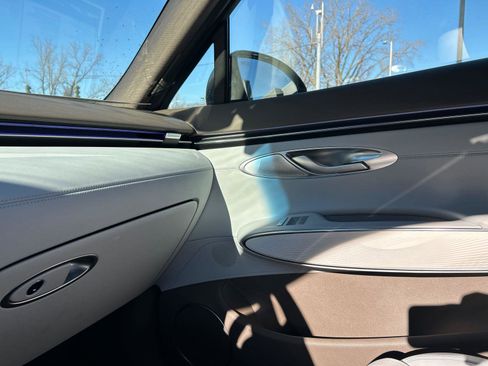 Used 2026 Genesis GV70 2.5T Advanced image 20