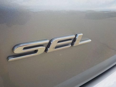 Used 2022 Ford Edge SEL image 23