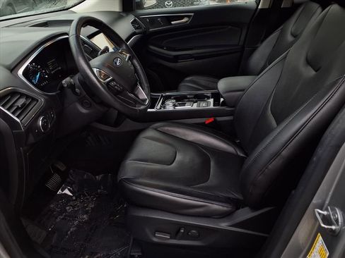 Used 2020 Ford Edge Titanium w/ Equipment Group 301A image 17