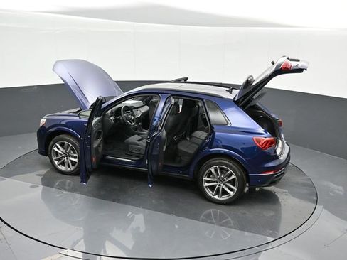 New 2025 Audi Q3 2.0T Premium image 45
