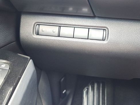 Used 2023 Nissan Pathfinder SL AWD/4WD image 20