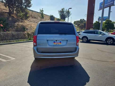 Used 2013 Dodge Grand Caravan American Value Package FWD image 6