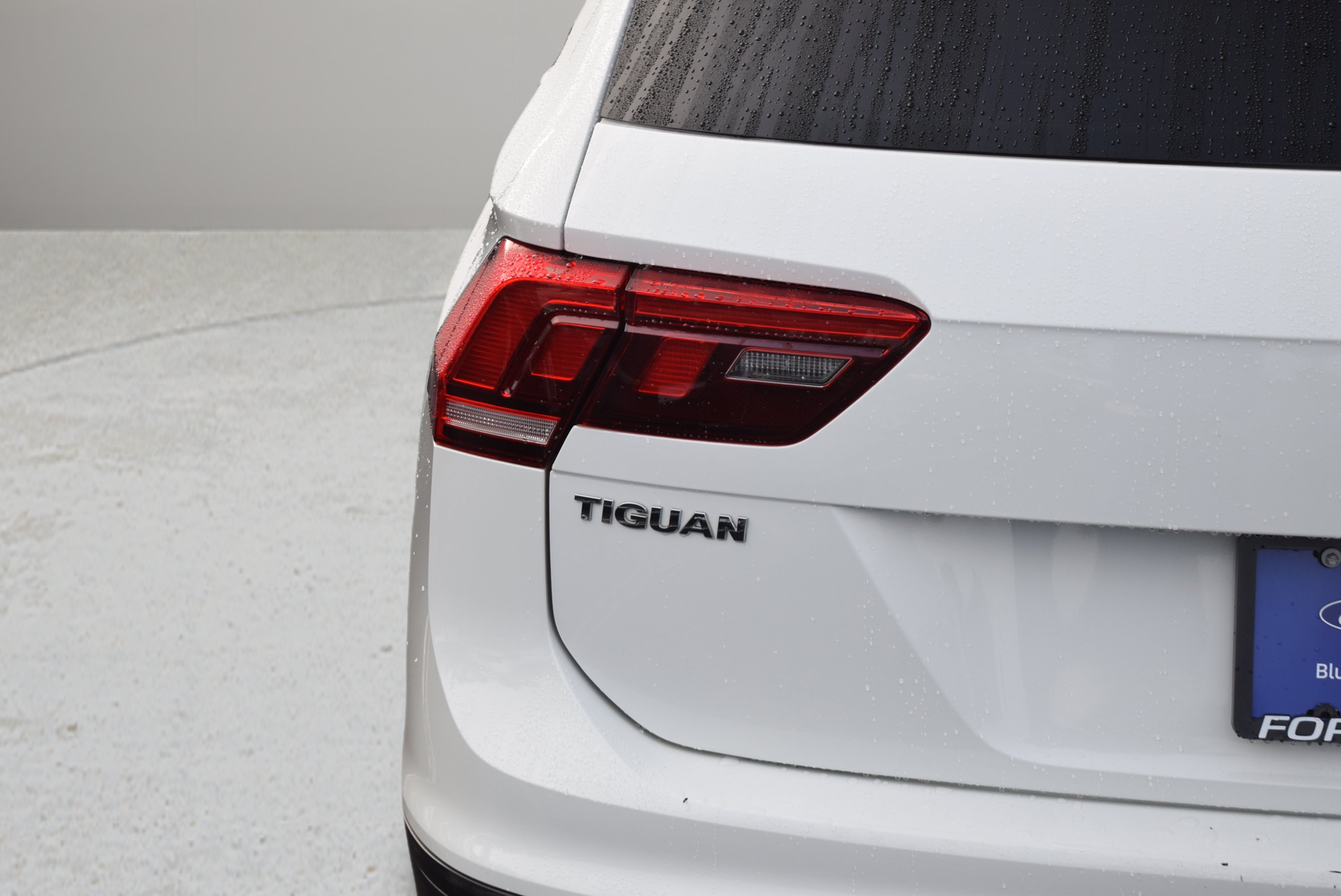 Used 2019 Volkswagen Tiguan S w/ 3rd Row Seat Package AWD/4WD image 6