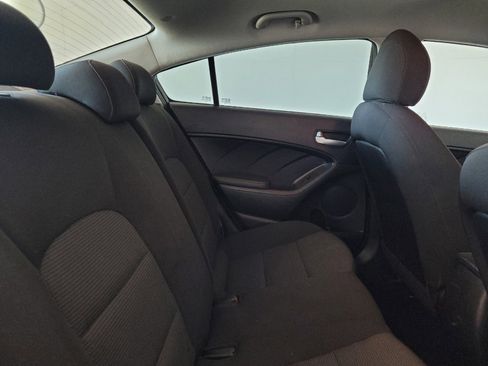 Used 2017 Kia Forte LX FWD image 19
