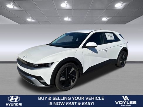 New 2026 Hyundai Ioniq 5 SE RWD image 1