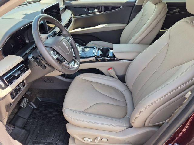 Used 2023 Lincoln Nautilus Reserve AWD/4WD image 12