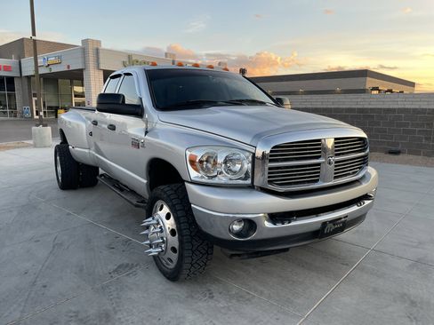 Used 2009 Dodge Ram 3500 Truck SLT w/ Trailer Tow Group image 7
